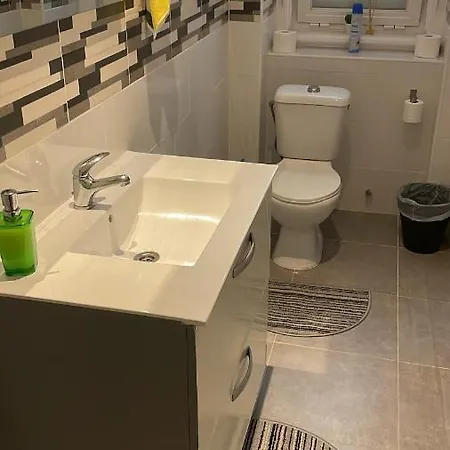 Quarto Encantador No Centro De 9 Ubytování v soukromí *